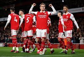 Maillot thème Arsenal 2024 "No More Red"
